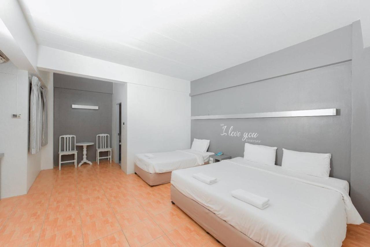 Bj City Hotel Сураттхани Экстерьер фото